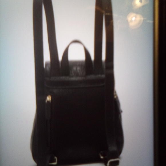 Small Backpack - Picture 2 of 8